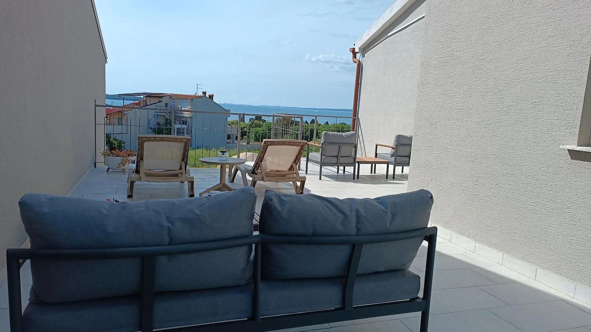 Caramel Comforts With Sea View In Stinjan Only 300 Meters From The Beach Пула Апартаменты